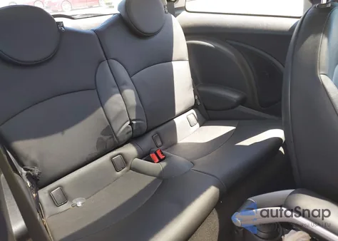 2007 Mini Cooper z USA, uszkodzony, nr VIN WMWMF33597TT58390